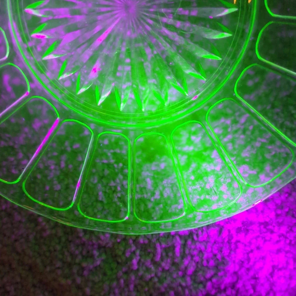 Blemished Hazel Atlas Uranium Glass RIBBON 6.25